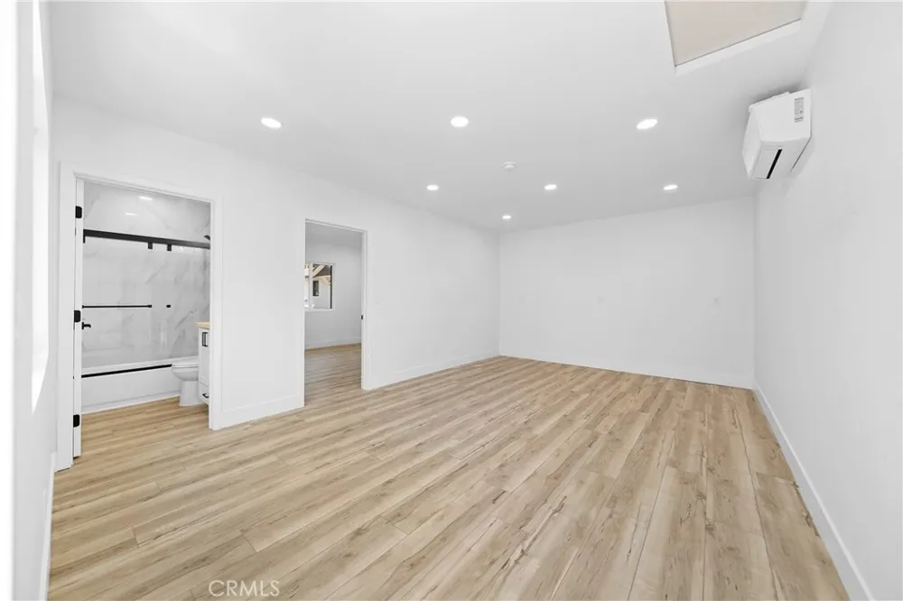 651 Workman Street San Fernando, CA 91340