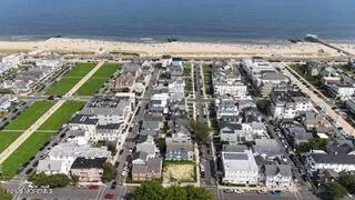 39 Pitman Avenue Ocean Grove, NJ 07756