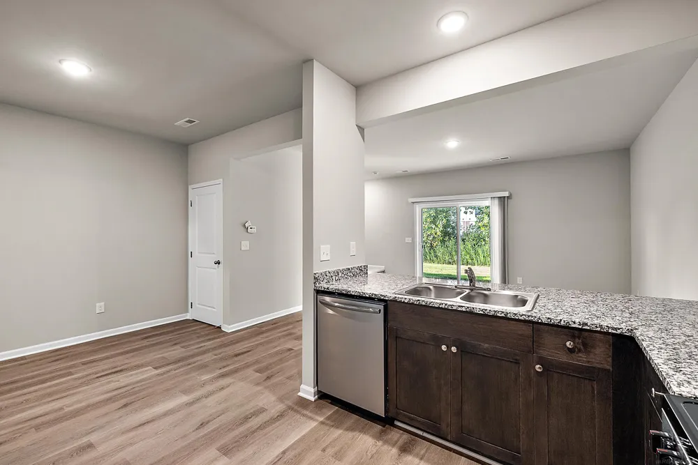 51402 Tides Drive Chesterfield Township, MI 48051