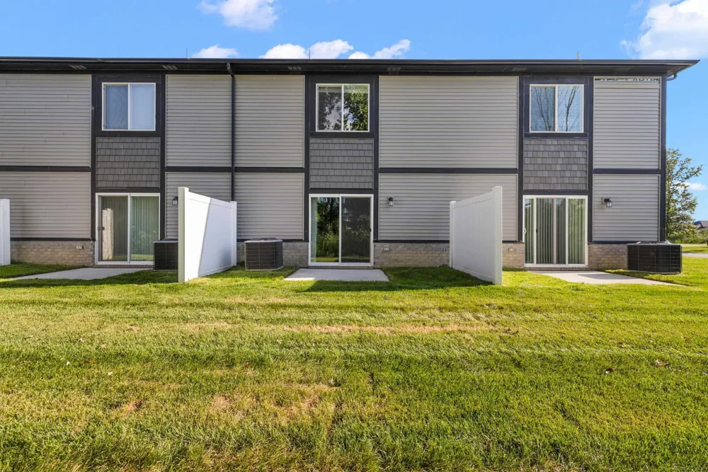 51402 Tides Drive Chesterfield Township, MI 48051