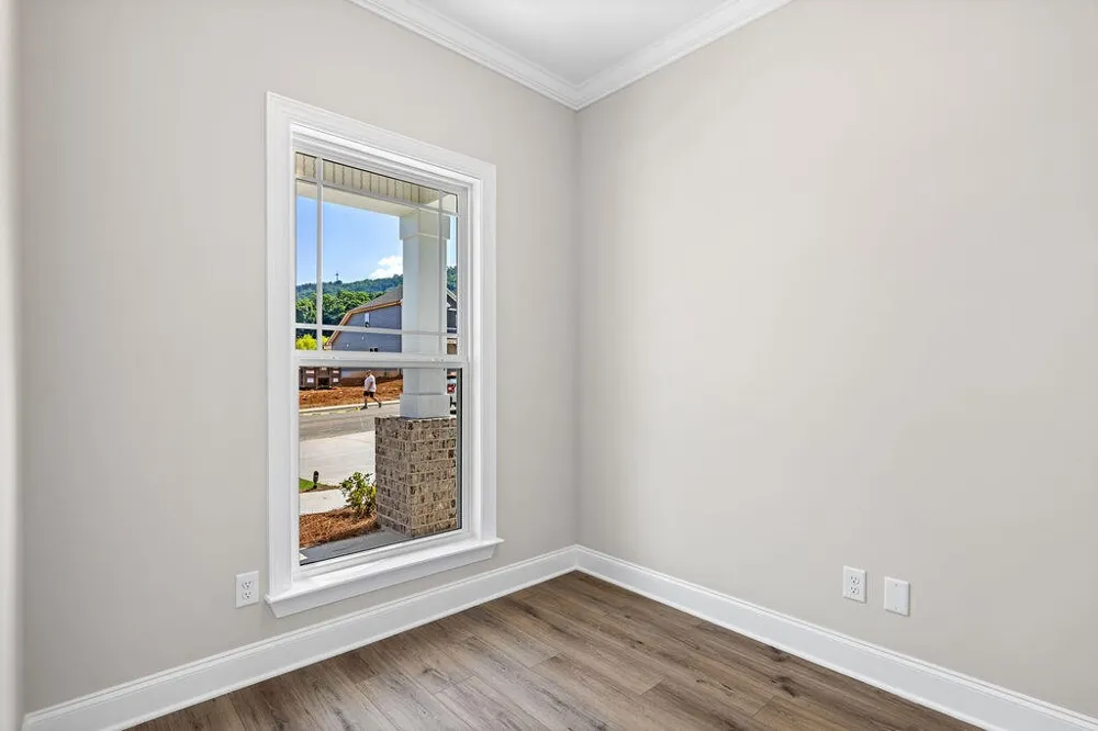9816 Mayfly Road Ooltewah, TN 37363