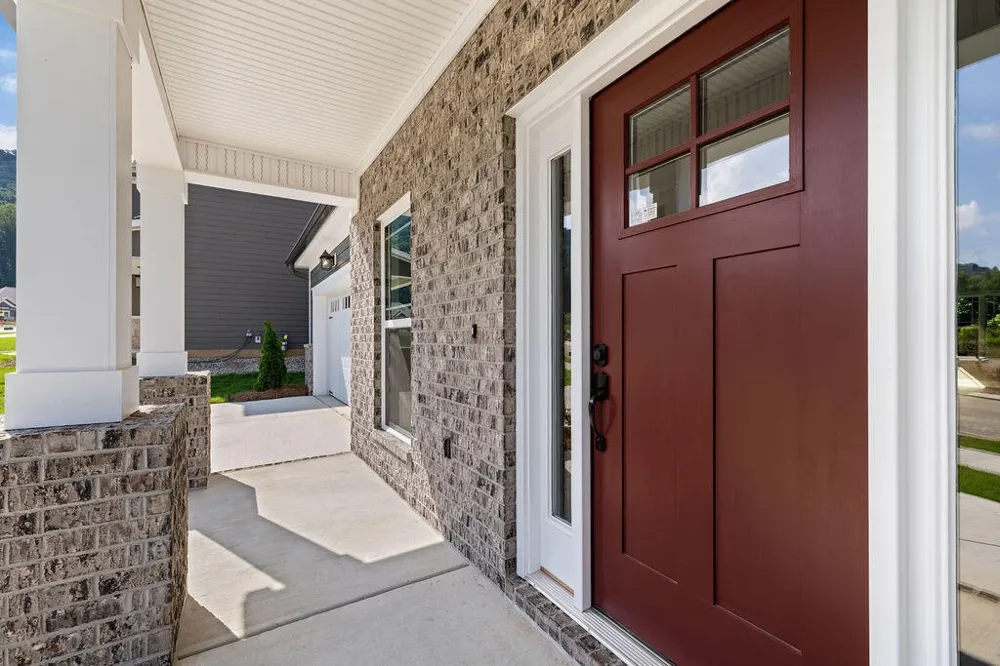 9816 Mayfly Road Ooltewah, TN 37363