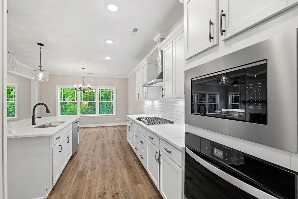 9816 Mayfly Road Ooltewah, TN 37363