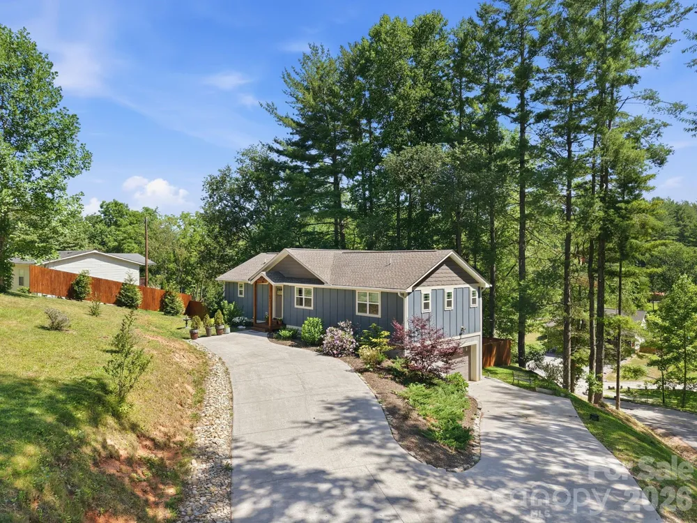 34 Aster Ridge Drive Waynesville, NC 28786