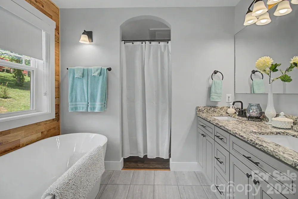 34 Aster Ridge Drive Waynesville, NC 28786