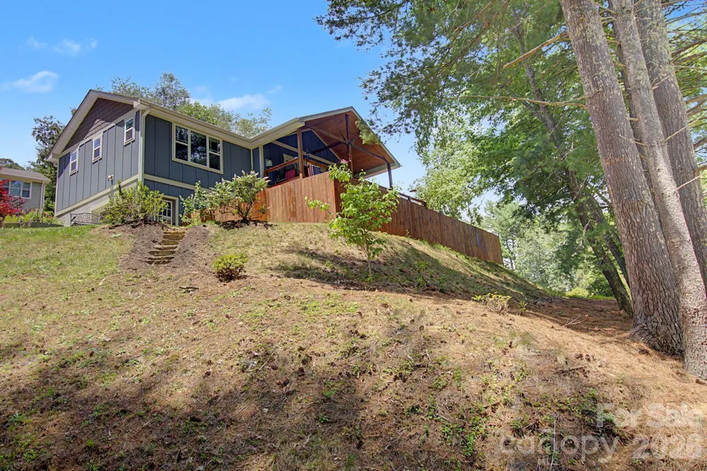 34 Aster Ridge Drive Waynesville, NC 28786