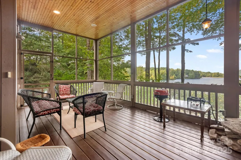 98 Taladu Court Brevard, NC 28712