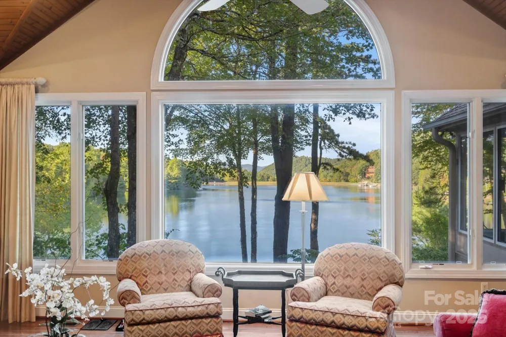 98 Taladu Court Brevard, NC 28712