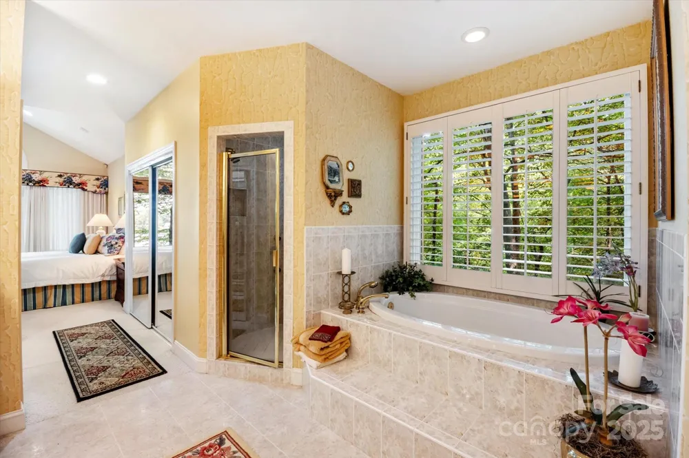 98 Taladu Court Brevard, NC 28712