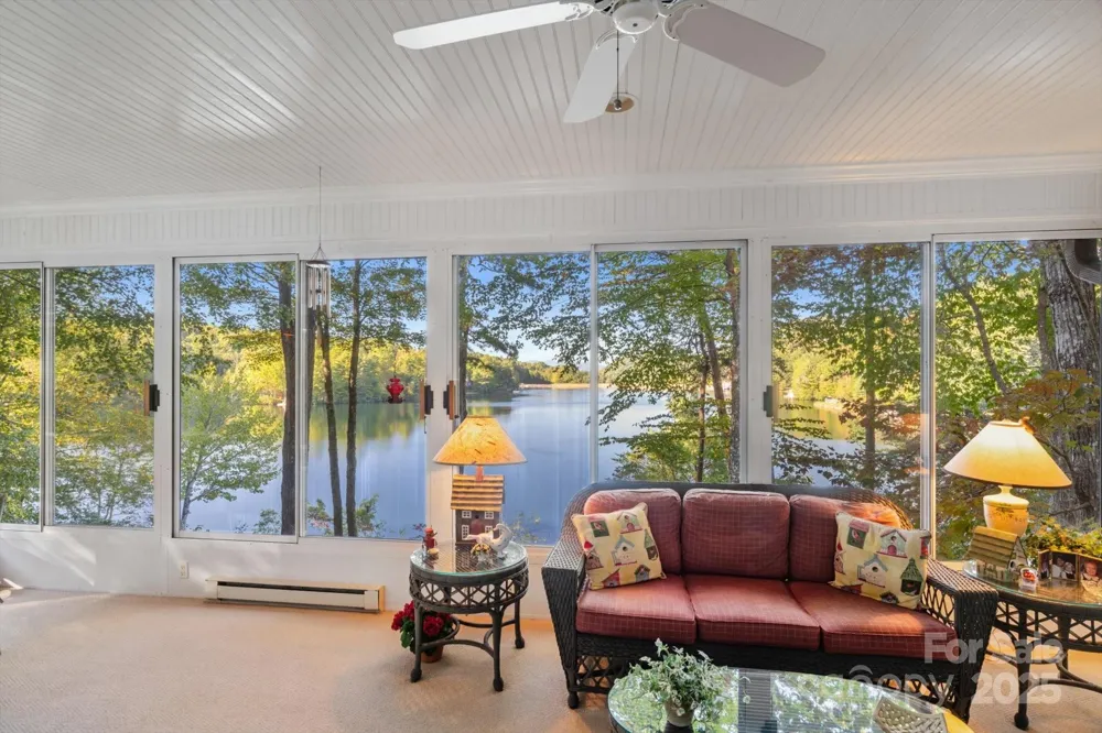 98 Taladu Court Brevard, NC 28712