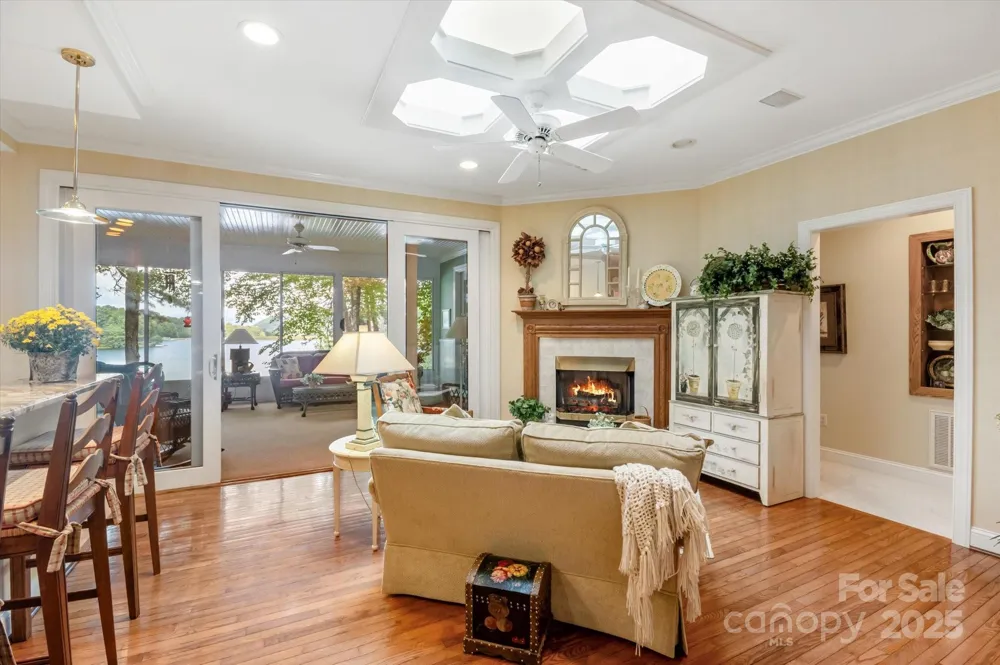 98 Taladu Court Brevard, NC 28712