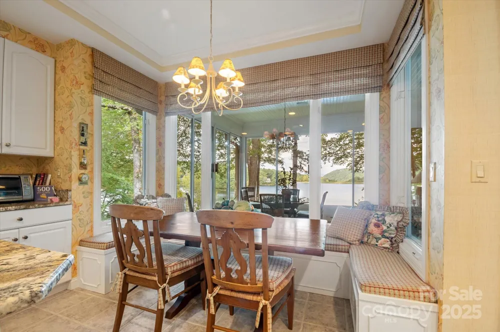 98 Taladu Court Brevard, NC 28712