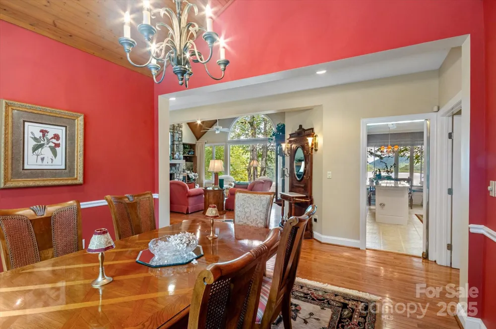 98 Taladu Court Brevard, NC 28712