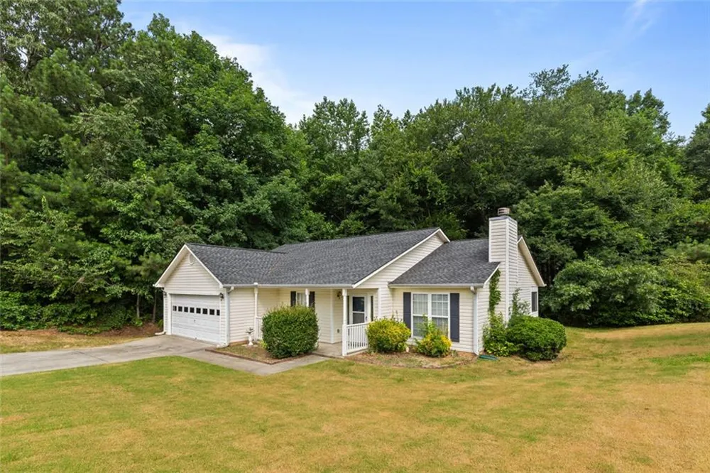 2510 Ft Daniels Drive NE Dacula, GA 30019