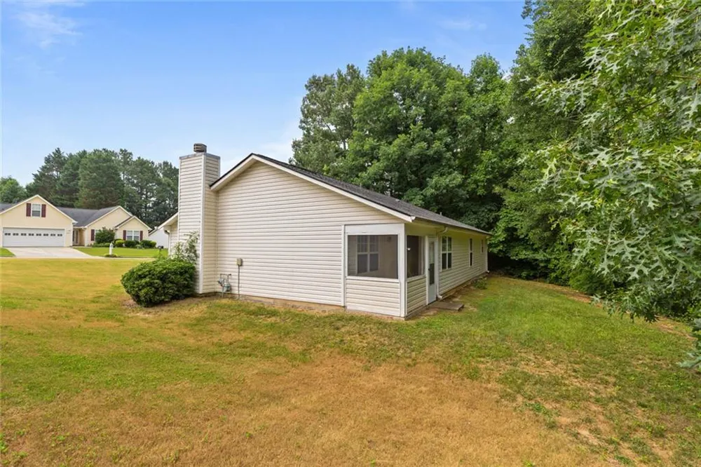 2510 Ft Daniels Drive NE Dacula, GA 30019