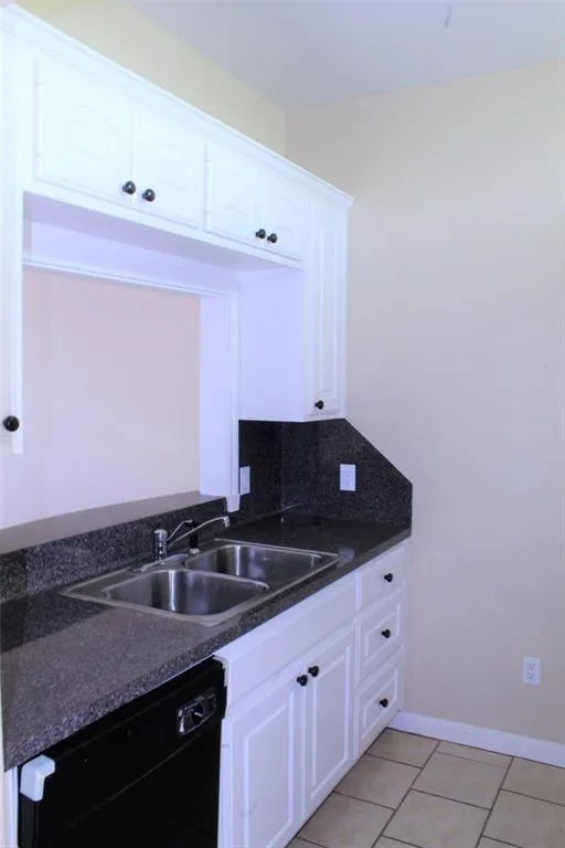 1616 Avenue #6 Huntsville, TX 77340