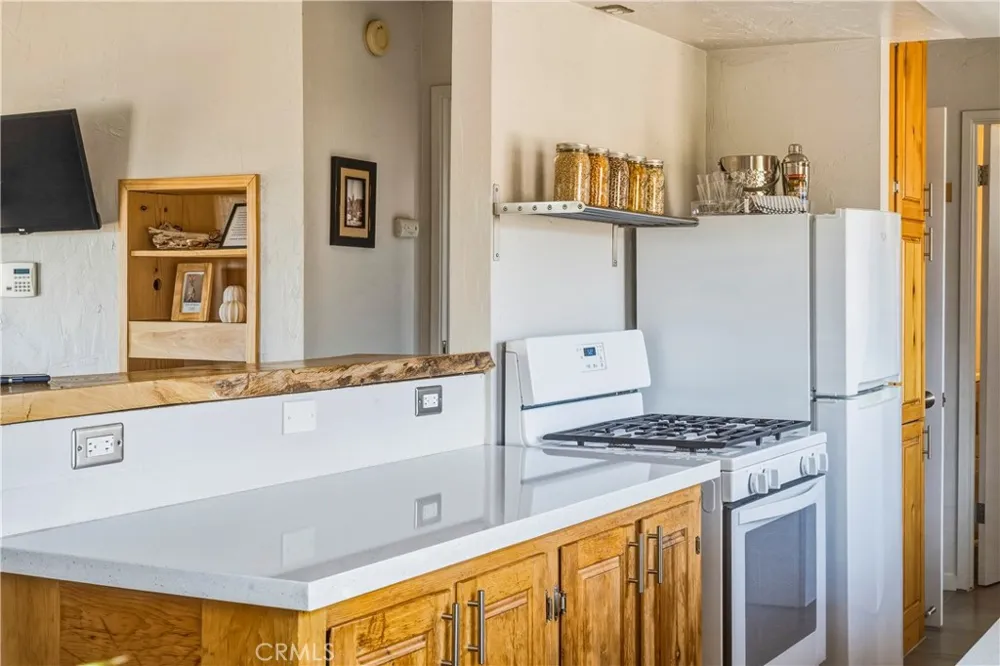 7025 Park Boulevard Joshua Tree, CA 92252