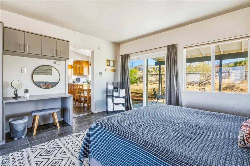 7025 Park Boulevard Joshua Tree, CA 92252
