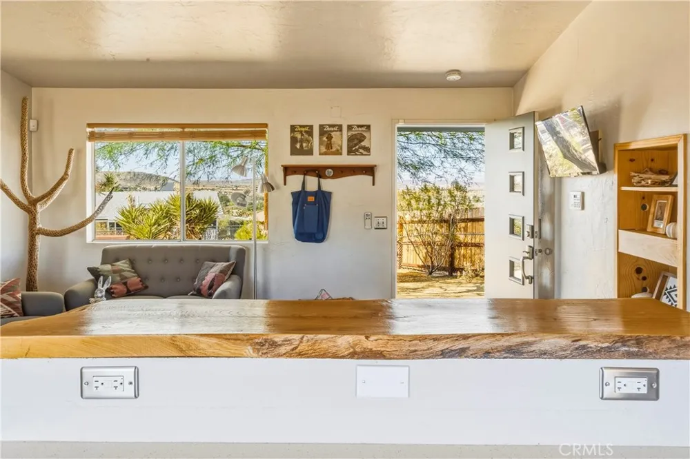 7025 Park Boulevard Joshua Tree, CA 92252