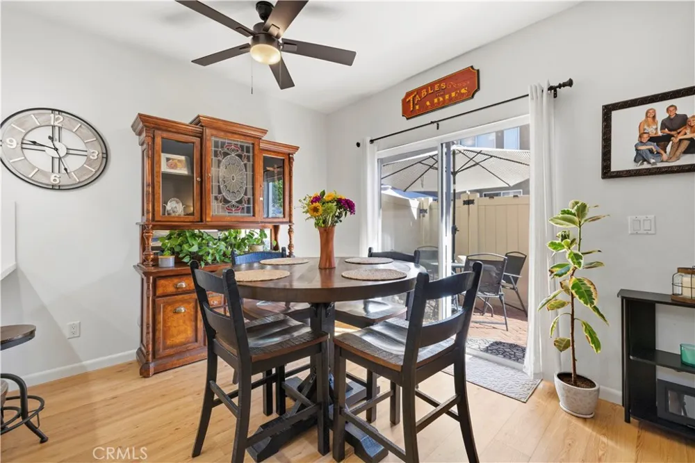 28127 Bobwhite Circle #98 Saugus, CA 91350