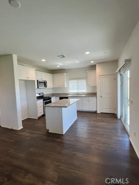 264 Tanglewood Drive Calimesa, CA 92320