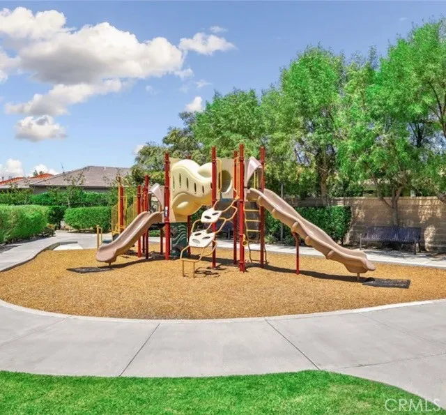 264 Tanglewood Drive Calimesa, CA 92320