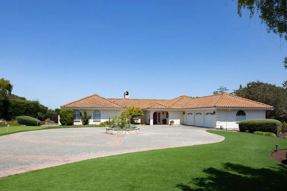 10590 Hidden Mesa Place Monterey, CA 93940