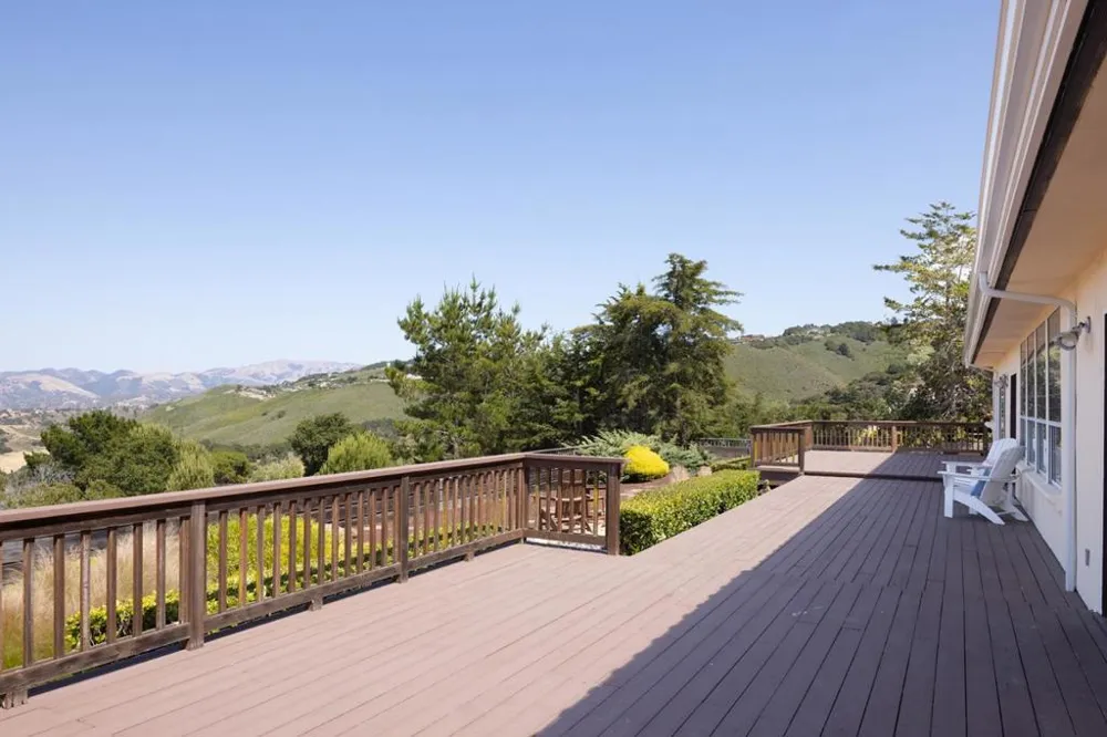 10590 Hidden Mesa Place Monterey, CA 93940