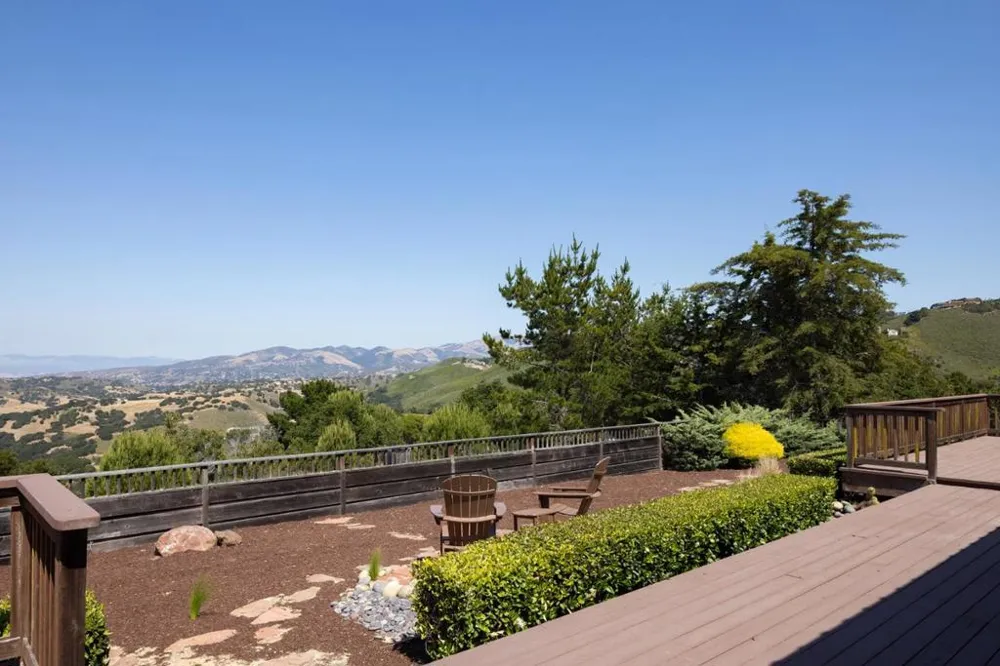 10590 Hidden Mesa Place Monterey, CA 93940