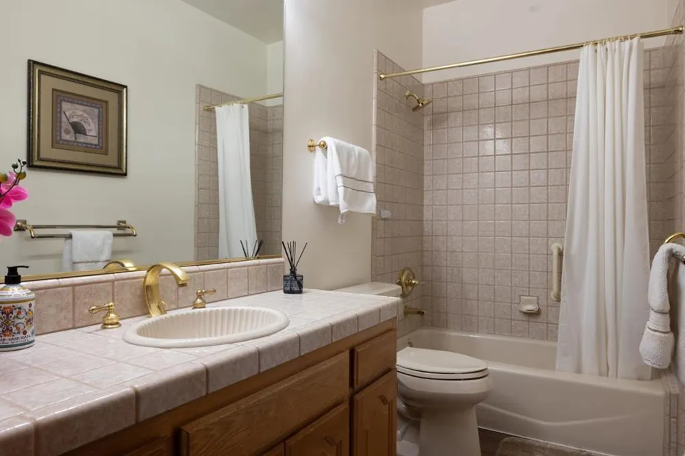10590 Hidden Mesa Place Monterey, CA 93940