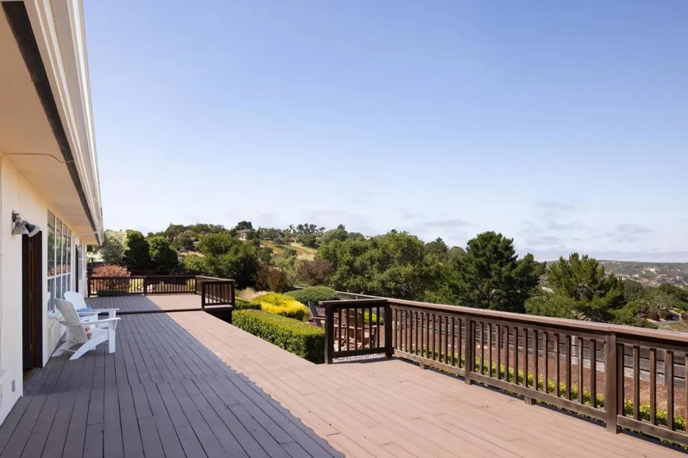10590 Hidden Mesa Place Monterey, CA 93940