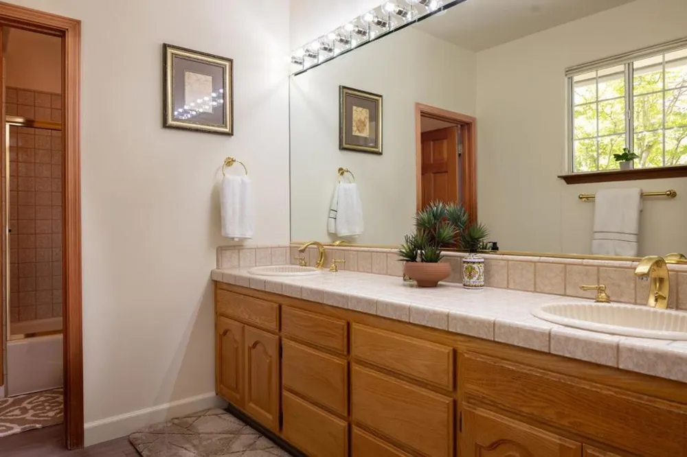 10590 Hidden Mesa Place Monterey, CA 93940