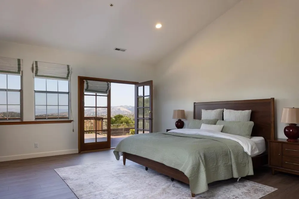10590 Hidden Mesa Place Monterey, CA 93940