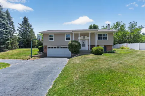 6423 Inverness Lane