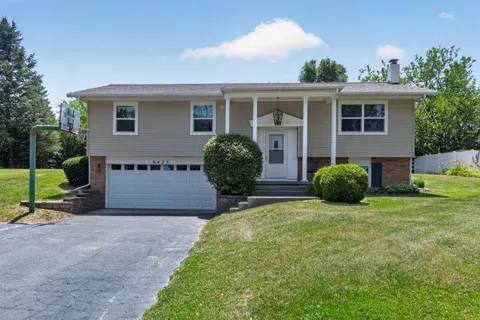 6423 Inverness Lane