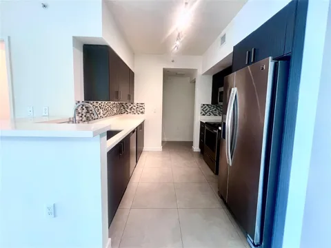 729 NW 2 STREET #501