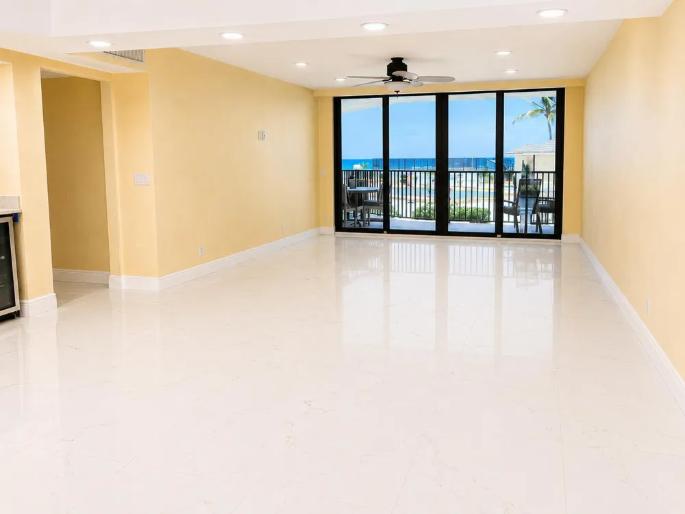 3610 S Ocean Boulevard #103 South Palm Beach, FL 33480
