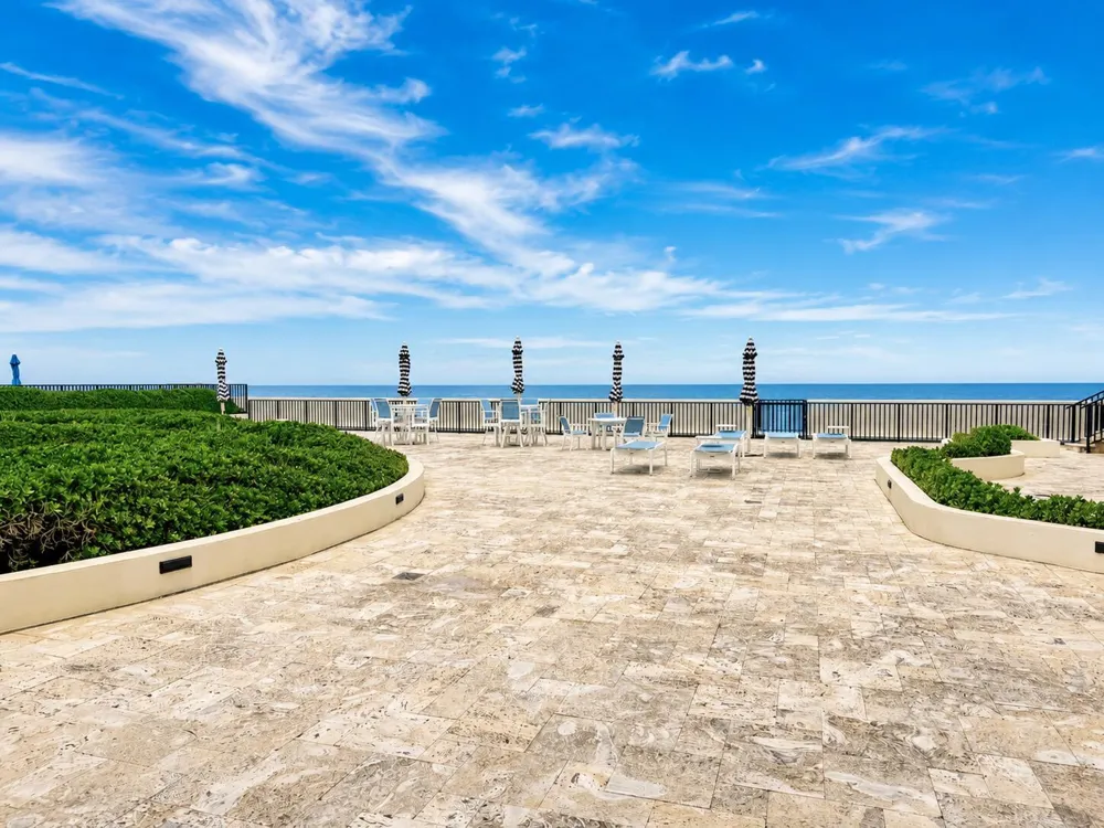 3610 S Ocean Boulevard #103 South Palm Beach, FL 33480