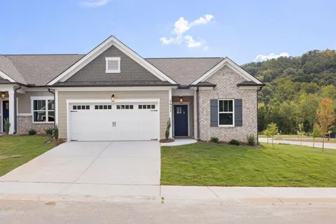 1611 Whisper Winds Lane