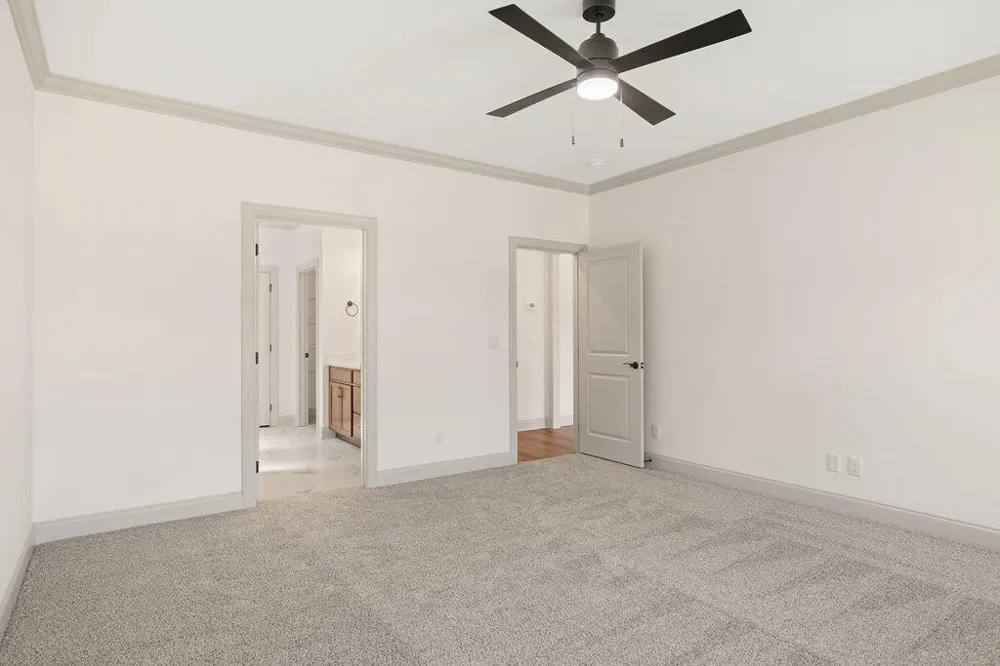 9839 Mayfly Road Ooltewah, TN 37363