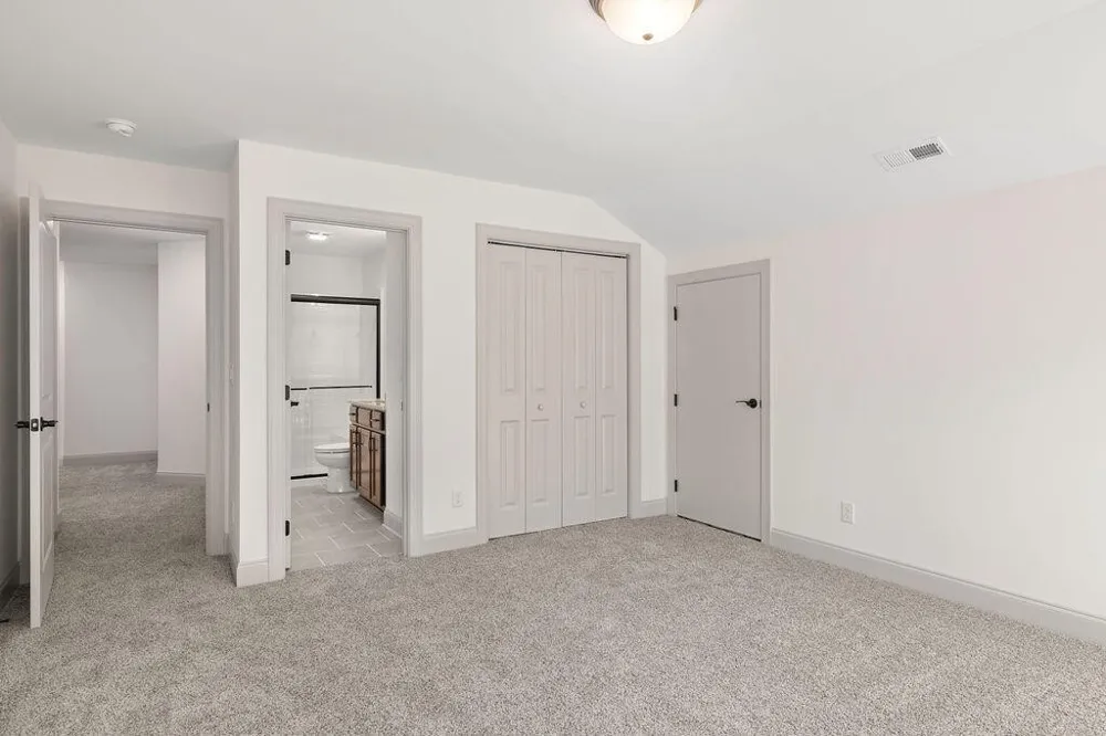 9839 Mayfly Road Ooltewah, TN 37363