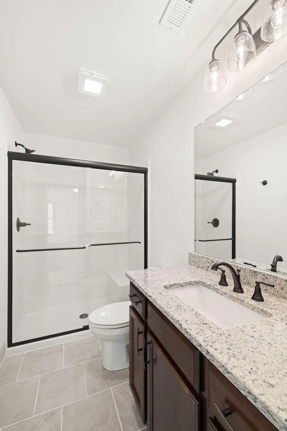 9839 Mayfly Road Ooltewah, TN 37363