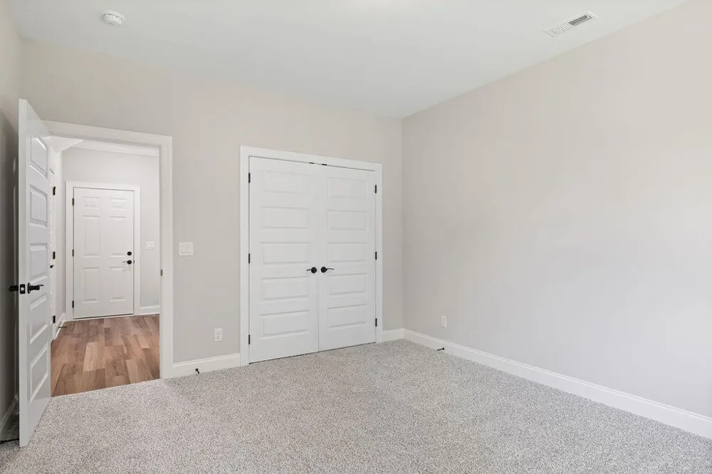 9804 Mayfly Road Ooltewah, TN 37363