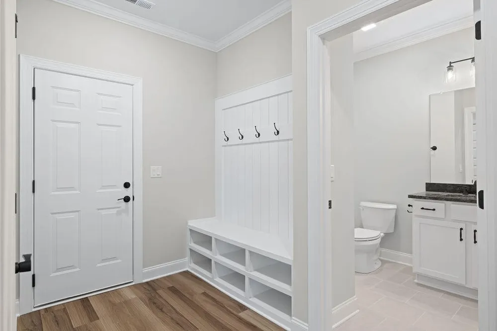 9804 Mayfly Road Ooltewah, TN 37363