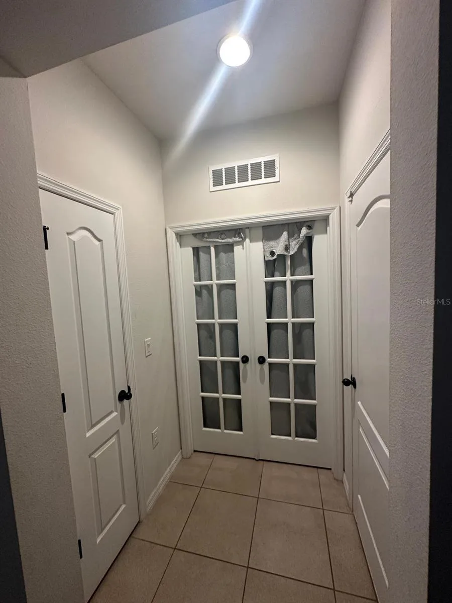 1382 RILEY CIRCLE Deland, FL 32724