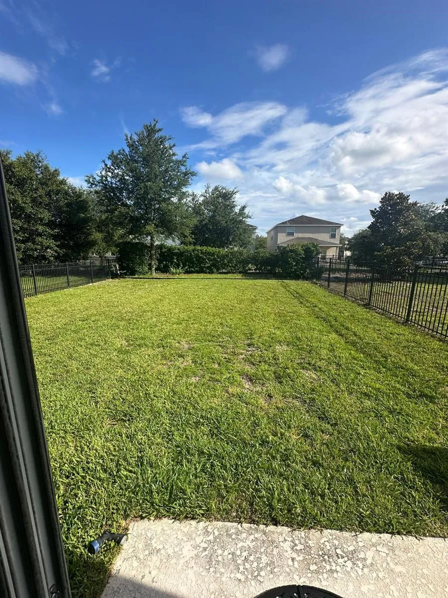 1382 RILEY CIRCLE Deland, FL 32724
