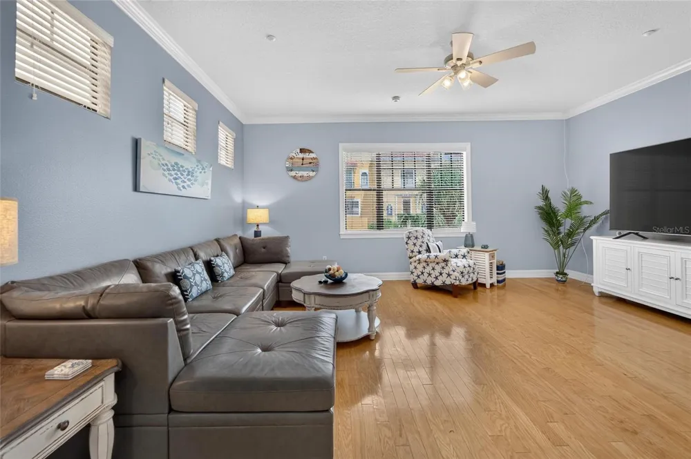 6407 MAYRA SHORES LANE Apollo Beach, FL 33572