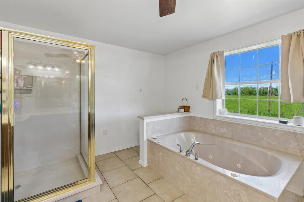2986 Vz County Road 3208 Wills Point, TX 75169