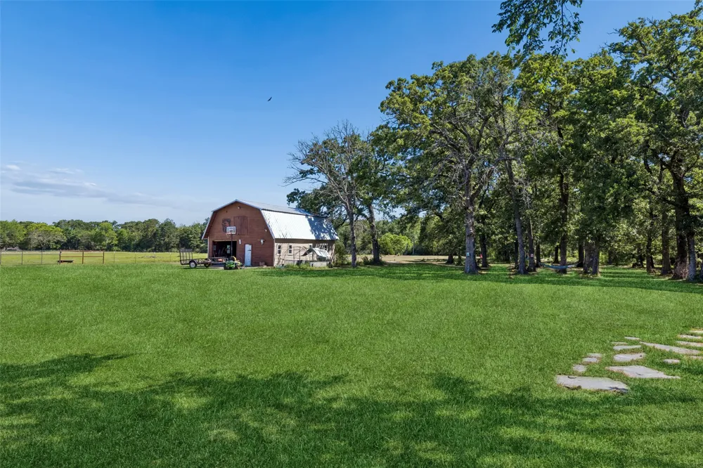 2986 Vz County Road 3208 Wills Point, TX 75169