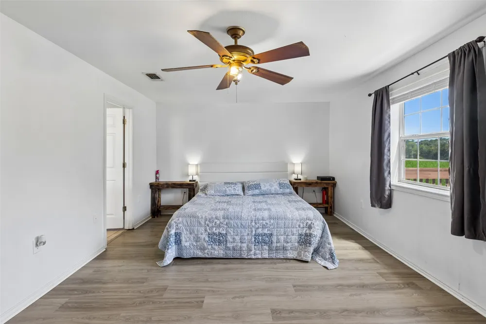 2986 Vz County Road 3208 Wills Point, TX 75169